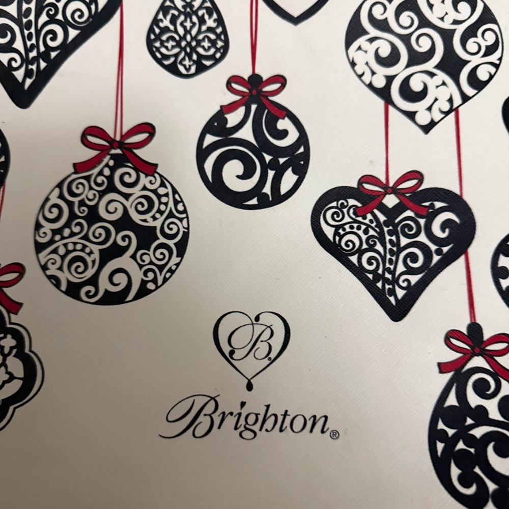 Brighton Holiday tote bag..White and Red Striped Zipper Pouch - Picture 2 of 6